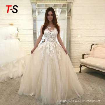 Pretty Long Lace Wedding Dress Plus Size wedding Gown